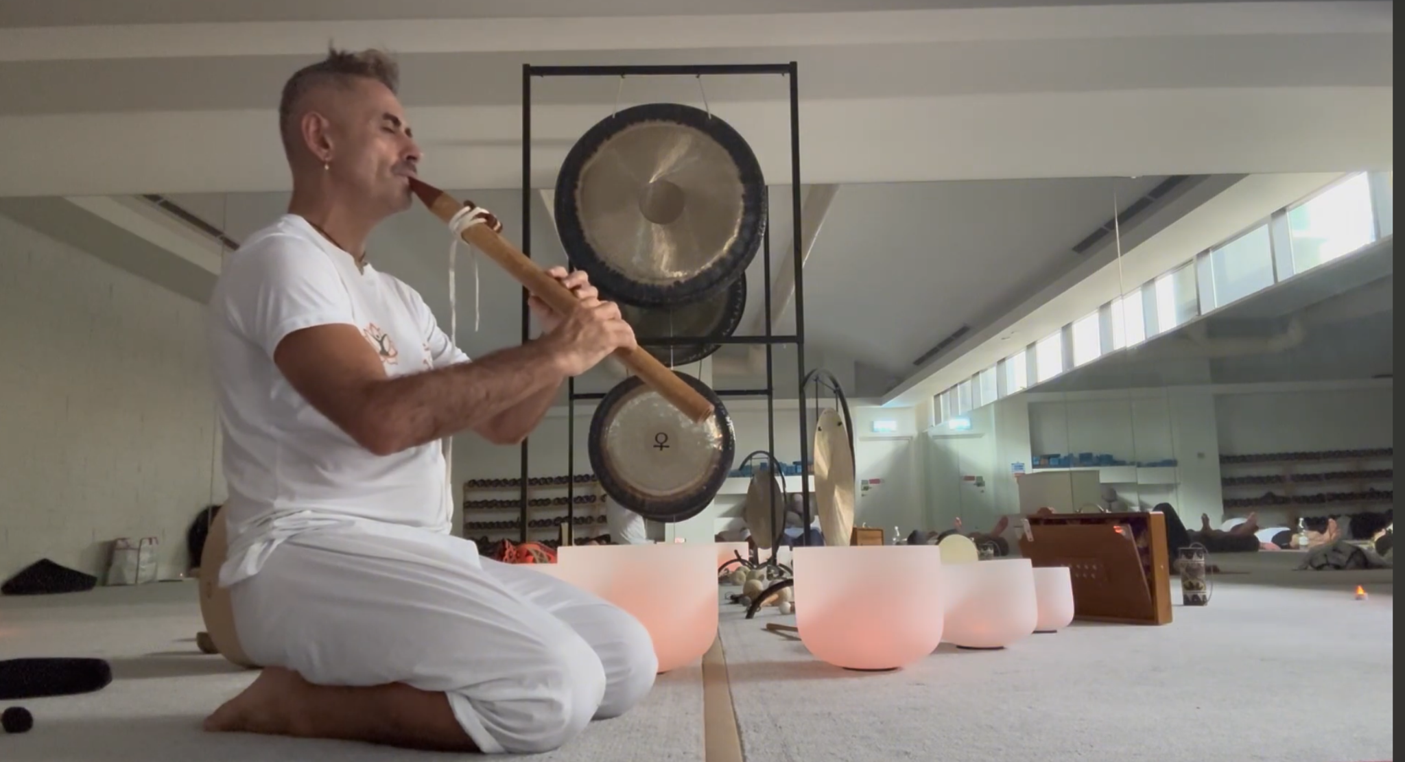Sound healing session with Toro